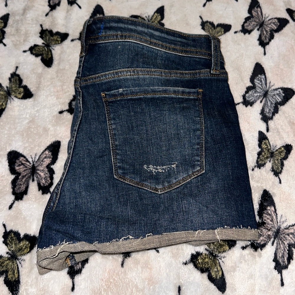 Studio blue denim shorts 💙